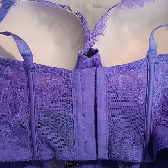 Victoria Secret Corset Bra - Picture 2 of 7